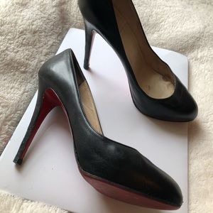 Christian Louboutin Black Declic Pump 38